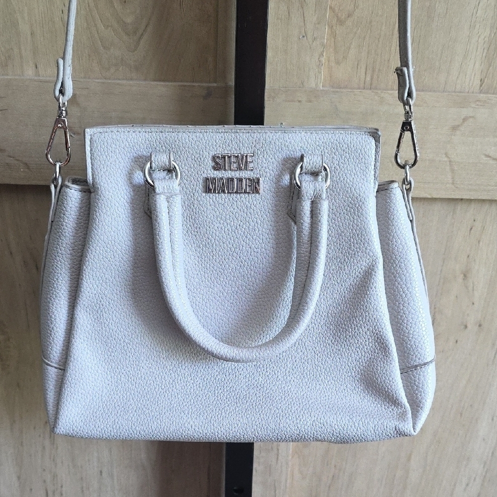 (J9) Steven Madden Stylish Cream Crossbody Bag